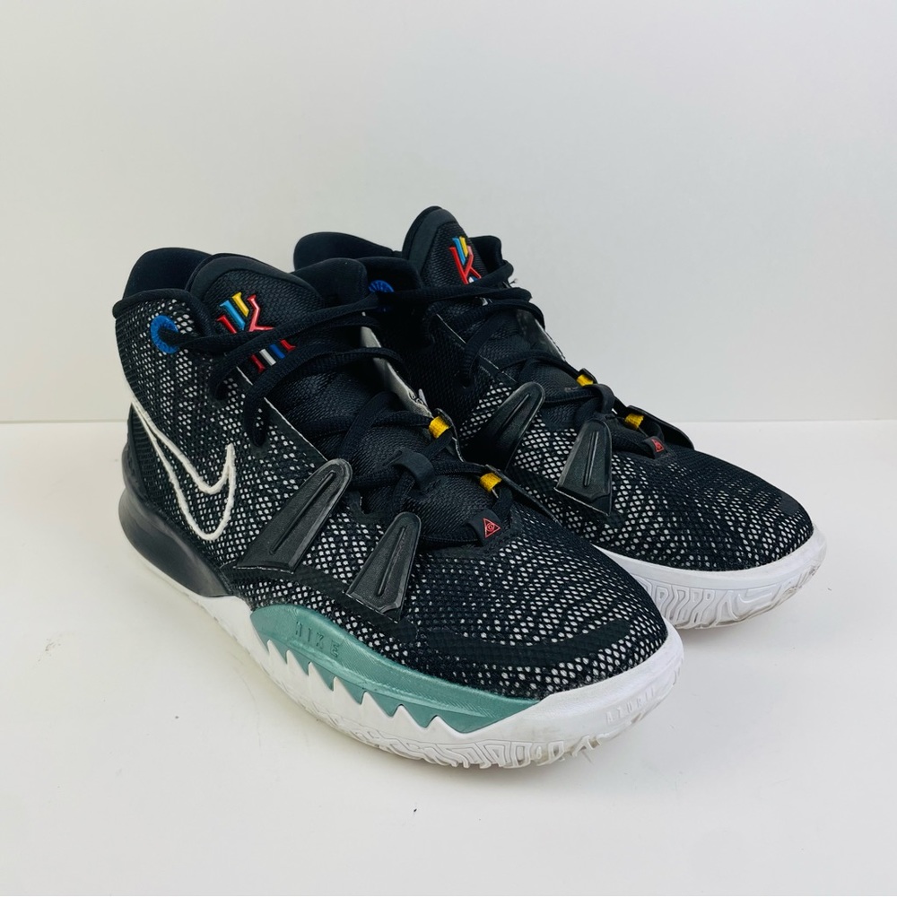 Nike Kyrie BK Brooklyn Black White Basketball Shoes CT4080-002 Youth Size 5.5Y